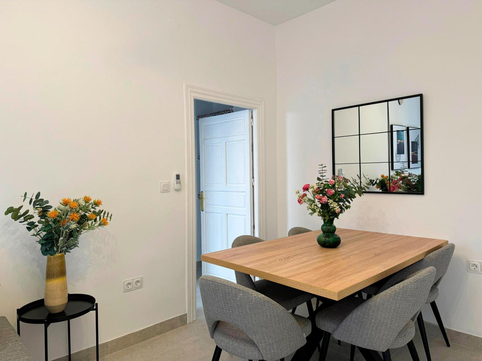 Apartamentos Plaza San Agustin 3000 غرناطة المظهر الخارجي الصورة